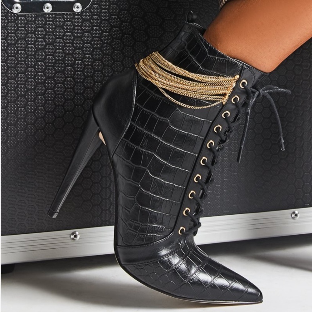 CHAIN DETAIL STILETTO BOOTIE - Picture 4 of 4